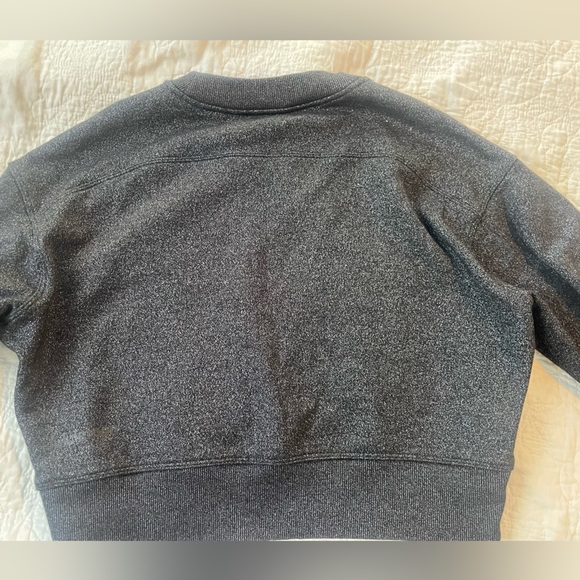 Lululemon oversized crop crew black sparkle size 2. Limited edition. Like new - Picture 2 of 4